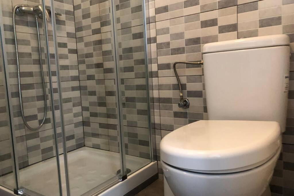 Apartament M4 Cool Terrace. 1 Min To Metro. 15 Min To Center Esplugues de Llobregat Zewnętrze zdjęcie